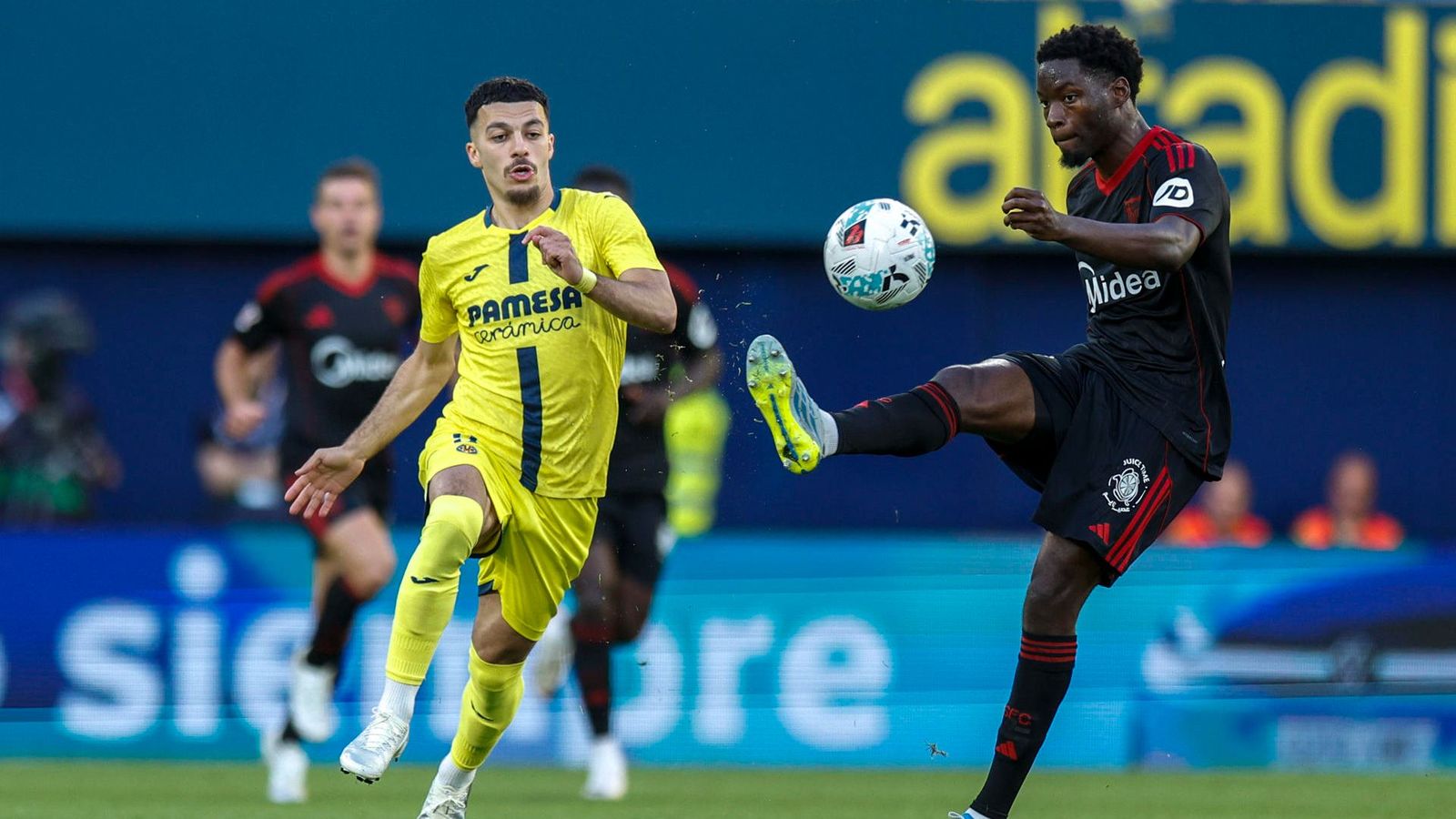 Villarreal vs Sevilla (00:00 – 14/05) | Xem lại trận đấu